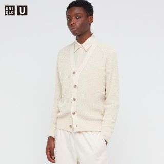 ユニクロ(UNIQLO)の【新品・タグ付】UNIQLO U ラグランVネックカーディガン(カーディガン)