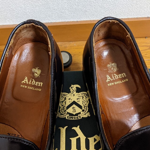 Alden(オールデン)のALDEN　563 コードバン　８D  メンズの靴/シューズ(スリッポン/モカシン)の商品写真