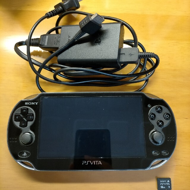 SONY PlayStationVITA 本体  PCH-1100 AB02