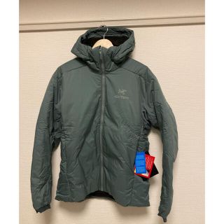 アークテリクス(ARC'TERYX)のまこつ様専用　arc’teryx Atom AR hoody crux (ダウンジャケット)