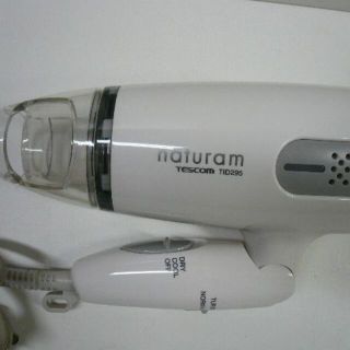 テスコム ドライヤー　naturam TID295 ホワイト ヘアドライヤー(ドライヤー)