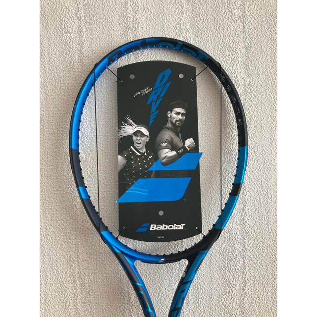 新品　ピュアドライブ2021テニスラケット