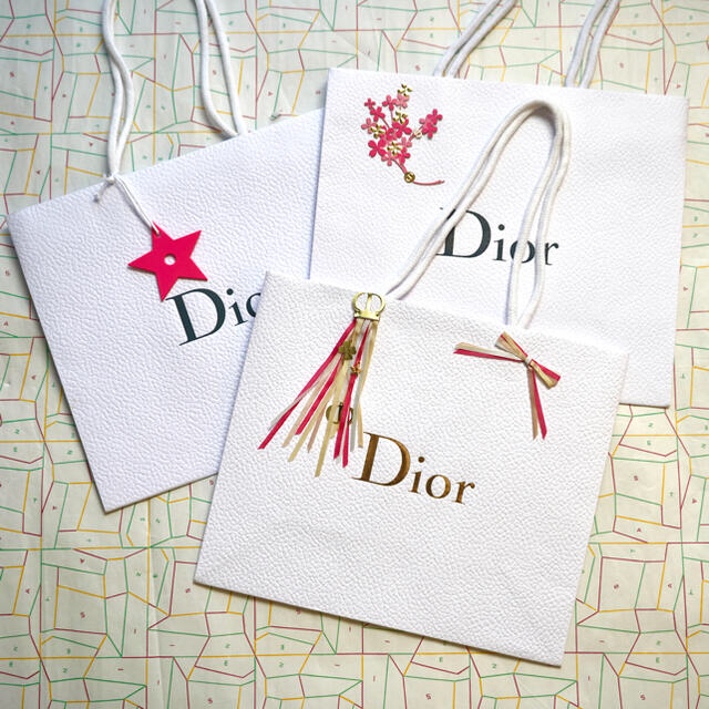 Christian Dior(クリスチャンディオール)の【限定】ディオール★ショッパー3枚セット レディースのバッグ(ショップ袋)の商品写真