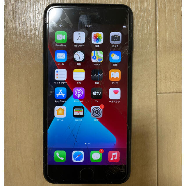 Apple(アップル)のiPhone 7 Plus Black 128GB Apple SIMフリー スマホ/家電/カメラのスマートフォン/携帯電話(スマートフォン本体)の商品写真