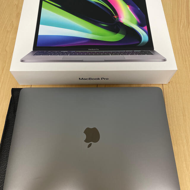 Apple - Macbook pro 13インチ　M1チップ　256GB