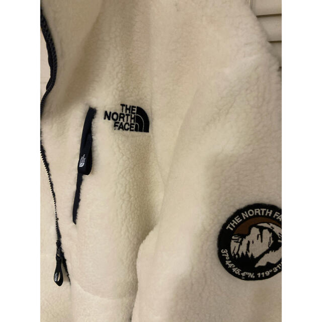 THE NORTH FACE(ザノースフェイス)のノースフェイス　rimo ボアフリースジャケット ホワイト　アイボリー　M メンズのジャケット/アウター(ブルゾン)の商品写真