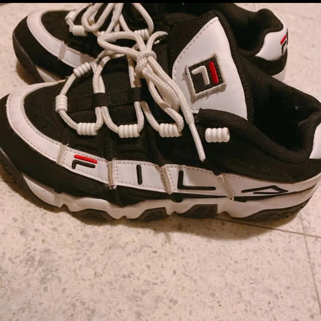 FILA フィラ BTS スニーカー コラボ | フリマアプリ ラクマ