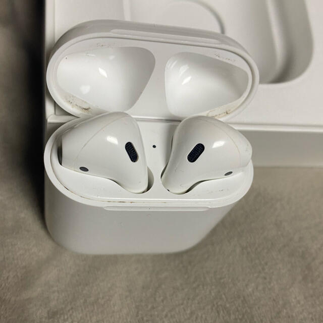 AirPods 第二世代ヘッドフォン/イヤフォン