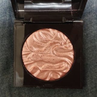 laura mercier - laura mercier フェイスイルミネーター 1901 インスピ ...