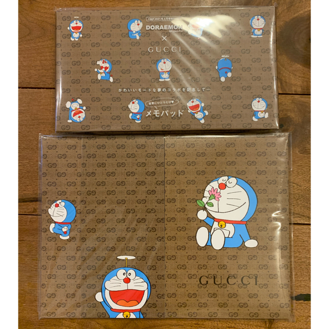 小学館(ショウガクカン)のドラえもん　GUCCI 付録　2点セット インテリア/住まい/日用品の文房具(ノート/メモ帳/ふせん)の商品写真