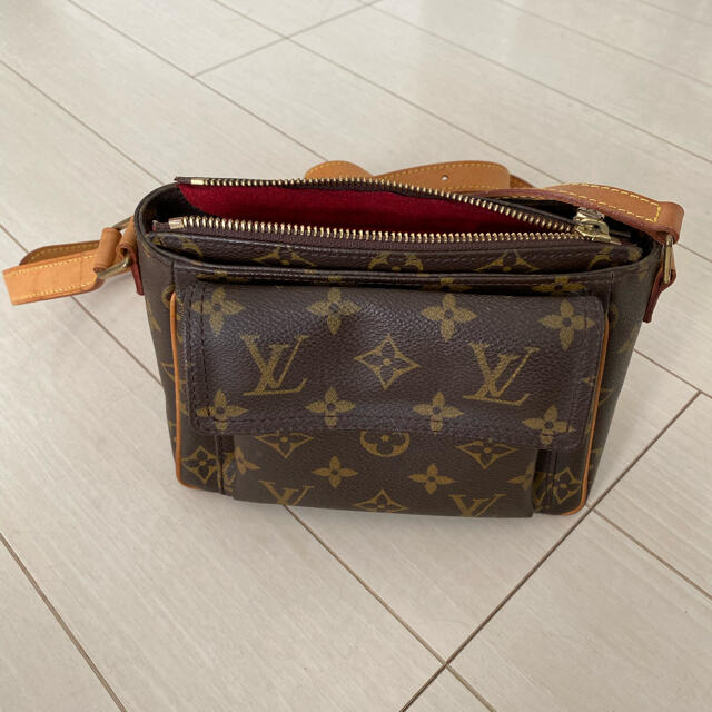 ルイヴィトン　LOUIS VUITTON