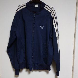 アディダス(adidas)の専用(ブルゾン)