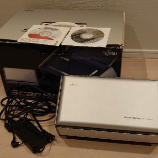 フジツウ(富士通)のドキュメントスキャナー ScanSnap S1500(PC周辺機器)