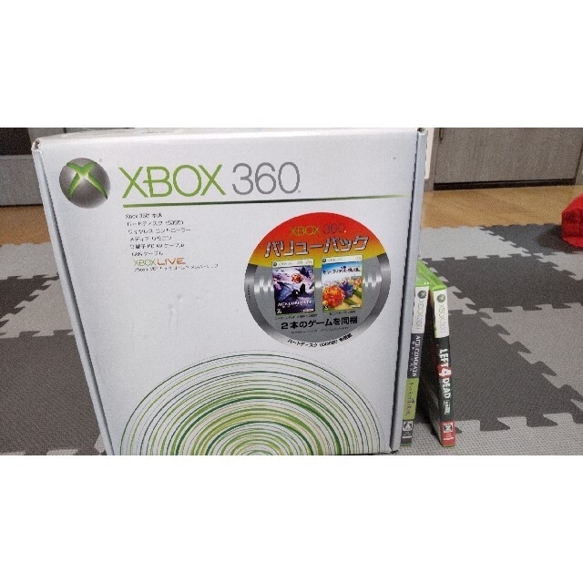 Xbox360(エックスボックス360)のXBOX 360　60GB ソフト付き エンタメ/ホビーのゲームソフト/ゲーム機本体(家庭用ゲーム機本体)の商品写真