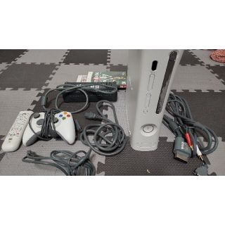 エックスボックス360(Xbox360)のXBOX 360　60GB ソフト付き(家庭用ゲーム機本体)