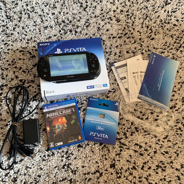 エンタメホビーSONY PlayStationVITA 本体PCH-2000ZA11 32GB