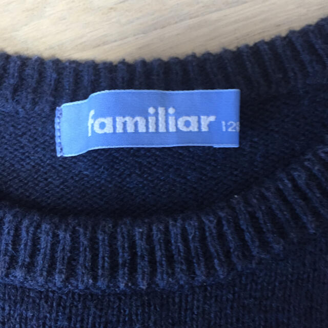 familiar(ファミリア)のfamiliar＊刺繍 ニット ベスト 120 キッズ/ベビー/マタニティのキッズ服男の子用(90cm~)(ドレス/フォーマル)の商品写真