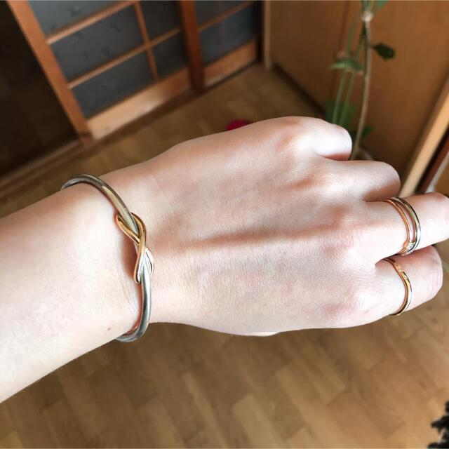 Tiffany & Co.(ティファニー)のプーさん専用】Tiffany ティファニー　インフィニティ　バングル レディースのアクセサリー(ブレスレット/バングル)の商品写真