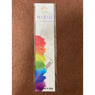 新品　NiziU 公式　完売　ロゴ　ネックレス　グッズ　ニジュー　ニジユー(アイドルグッズ)