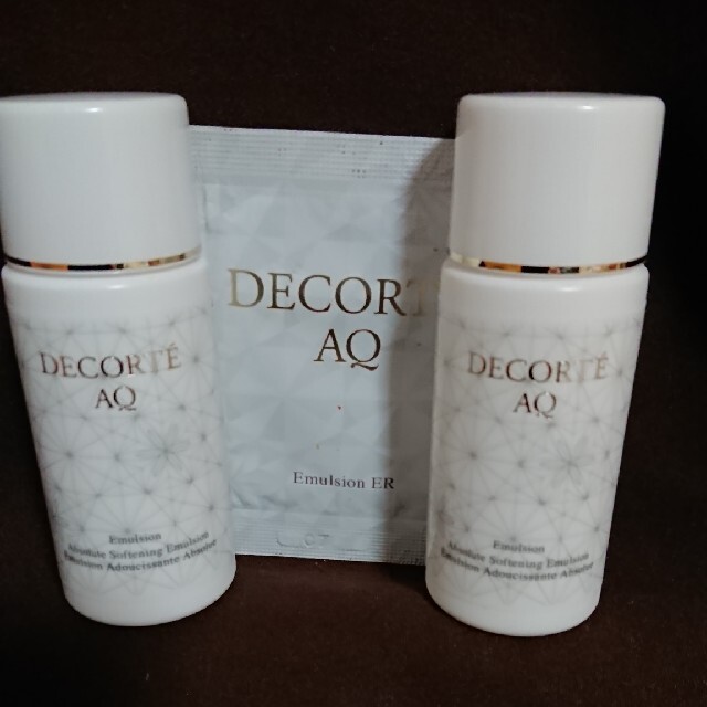 COSME DECORTE(コスメデコルテ)のコスメデコルテ AQ エマルジョン 30ml×2 おまけ付き コスメ/美容のスキンケア/基礎化粧品(乳液/ミルク)の商品写真