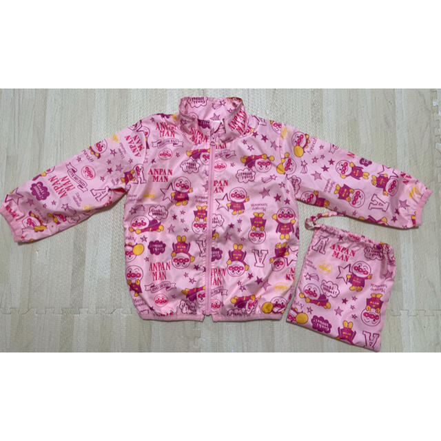 BANDAI(バンダイ)のアンパンマン  ジャンバー　90 キッズ/ベビー/マタニティのキッズ服女の子用(90cm~)(ジャケット/上着)の商品写真