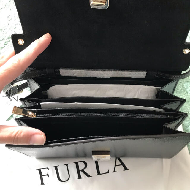 Furla(フルラ)の［新品未使用］FURLA ショルダーバッグ ウォレット 財布★ レディースのファッション小物(財布)の商品写真