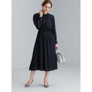 ユナイテッドアローズグリーンレーベルリラクシング(UNITED ARROWS green label relaxing)のグリーンレーベルリラクシングCS スタンドネックギャザーワンピース(ひざ丈ワンピース)