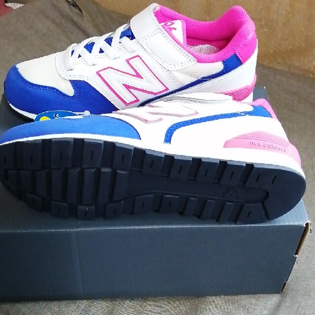 New Balance(ニューバランス)のnew balance 996　スニーカー22.5cm キッズ/ベビー/マタニティのキッズ靴/シューズ(15cm~)(スニーカー)の商品写真