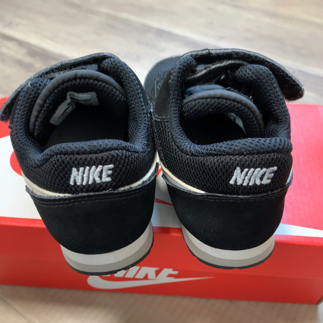 NIKE(ナイキ)のNIKE MD RUNNER2 ブラック キッズ/ベビー/マタニティのベビー靴/シューズ(~14cm)(スニーカー)の商品写真