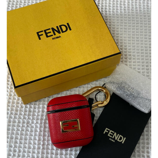 【新品】FENDI AirPodsケース | フリマアプリ ラクマ 【新品】FENDI AirPodsケース | フリマアプリ ラクマ
