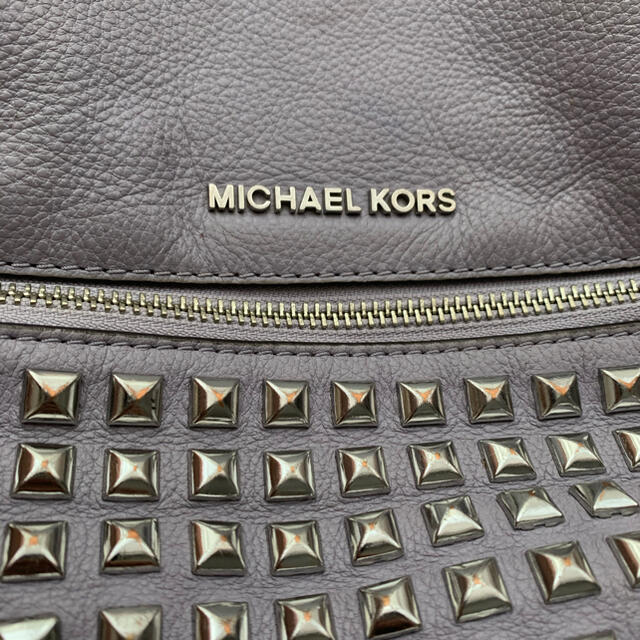 Michael Kors(マイケルコース)のマイケルコーススタッズリュック レディースのバッグ(リュック/バックパック)の商品写真
