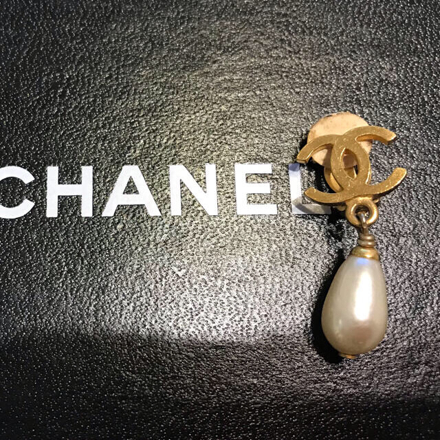 CHANEL シャネル　96P フェイクパール　イヤリング　片方のみ