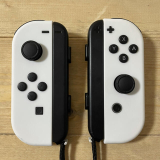 Nintendo Switch - Nintendo Switch Joy-Con ホワイトの通販｜ラクマ