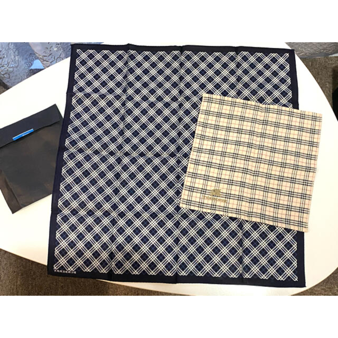 BURBERRY(バーバリー)の☆新品未使用☆ バーバリー　メンズ　ハンカチ　2枚セット メンズのファッション小物(ハンカチ/ポケットチーフ)の商品写真