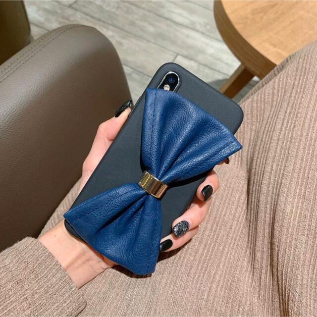 【ネイビー】ビッグリボン　iPhoneケース スマホ/家電/カメラのスマホアクセサリー(iPhoneケース)の商品写真