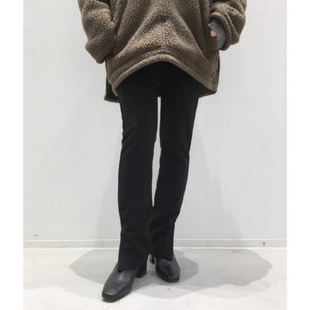 L'Appartement DEUXIEME CLASSE(アパルトモンドゥーズィエムクラス)のL'Appartement　Wool Zip Leggings*　ブラック レディースのパンツ(カジュアルパンツ)の商品写真