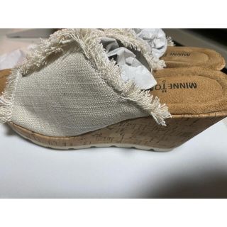 ミネトンカ(Minnetonka)の新品未使用！ミネトンカ　サンダル(サンダル)