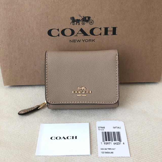 COACH コーチ レザー トープ 折り財布 レディース  ベージュ　新品未使用