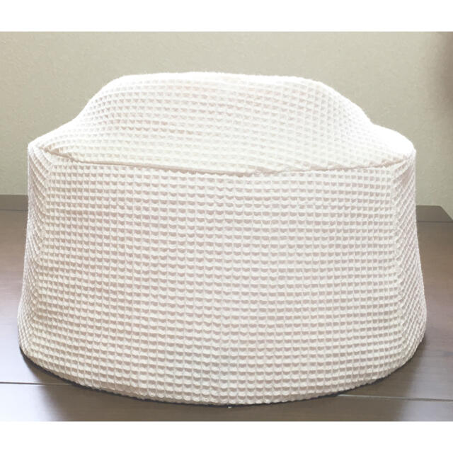 Bumbo(バンボ)のバンボカバー　Waffle white リボン付き キッズ/ベビー/マタニティの寝具/家具(シーツ/カバー)の商品写真