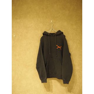 ステューシー(STUSSY)の“Stussy” ロゴ　パーカー(パーカー)