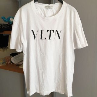 ヴァレンティノ(VALENTINO)の▶︎短期間様専用　VALENTINO/半袖Tシャツ_カットソー VLTN(Tシャツ(半袖/袖なし))