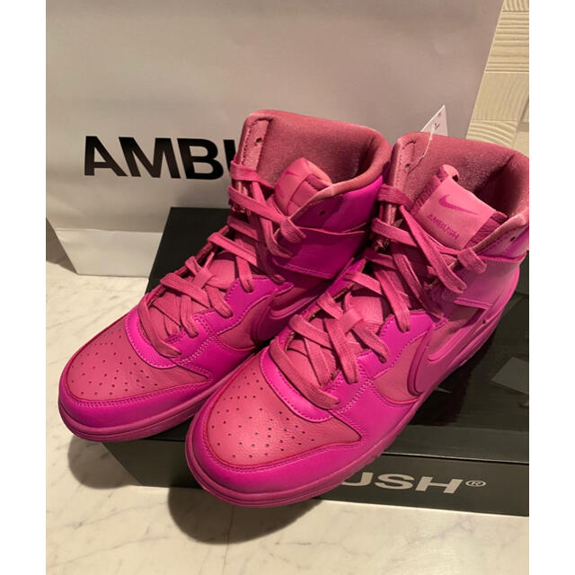 NIKE(ナイキ)のAMBUSH×NIKE DUNK ＨIGH PINK 26cm メンズの靴/シューズ(スニーカー)の商品写真