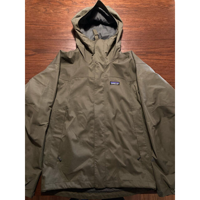 patagonia(パタゴニア)のpatagonia パタゴニア マウンテンパーカー　ジャケット　Men Sサイズ メンズのジャケット/アウター(マウンテンパーカー)の商品写真