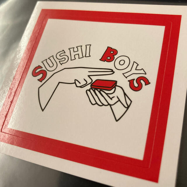 【激レア】sushiboys スシボーイズ　ステッカー　グッズ エンタメ/ホビーのタレントグッズ(ミュージシャン)の商品写真