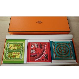 エルメス(Hermes)の【新品・未開封】『HERMES』ソープ3個セット化粧箱入り (紙袋・リボン付き)(ボディソープ/石鹸)