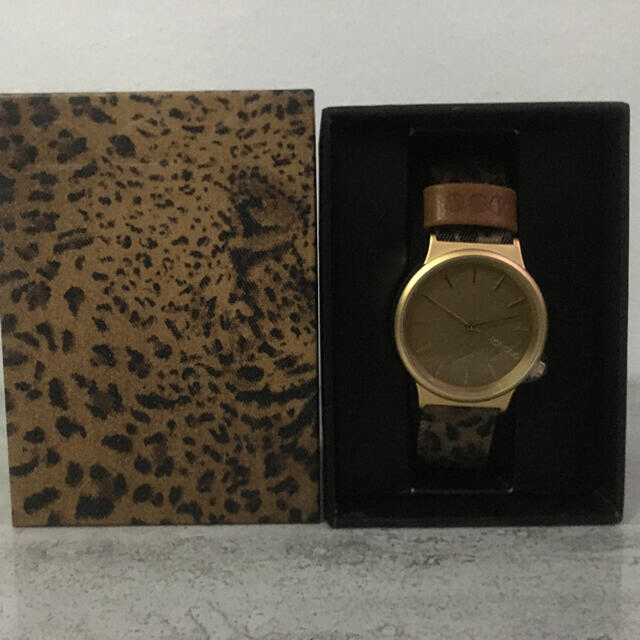 Komono コモノ 時計　ゴールド レオパード　King Gnu レディースのファッション小物(腕時計)の商品写真