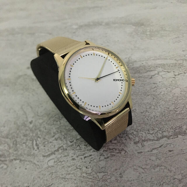 Komono コモノ 時計　ホワイト　ゴールド　King Gnu レディースのファッション小物(腕時計)の商品写真