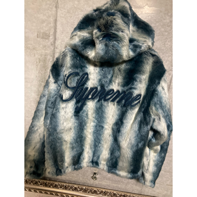 Supreme(シュプリーム)のSupreme  Reversible ダウン　窪塚着　登坂着 メンズのジャケット/アウター(ブルゾン)の商品写真