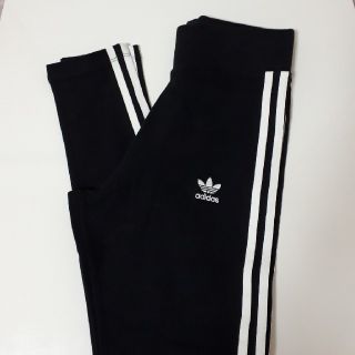 アディダス(adidas)のadidas　オリジナルス　レギンス　Mサイズ(レギンス/スパッツ)