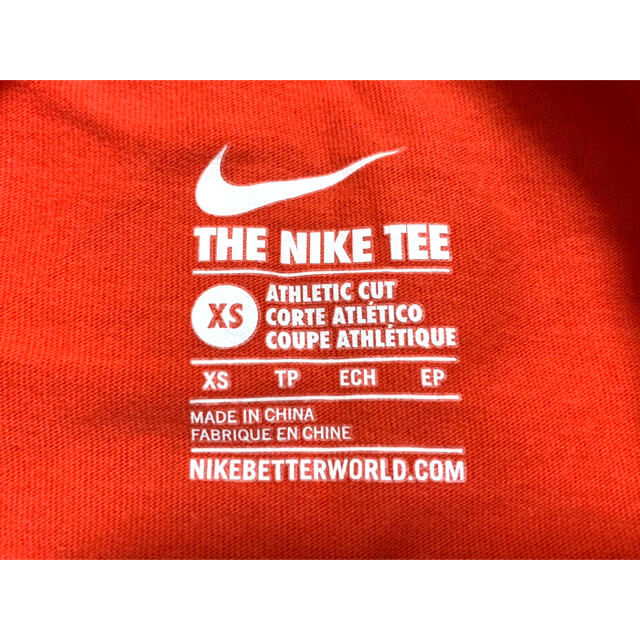 NIKE(ナイキ)のNIKE   キッズ　女の子　半袖　Tシャツ　XS   125〜130 キッズ/ベビー/マタニティのキッズ服女の子用(90cm~)(Tシャツ/カットソー)の商品写真